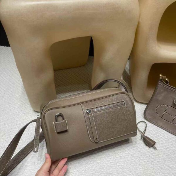 HERMES NOUVEAU ON BODY