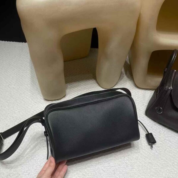 HERMES NOUVEAU ON BODY