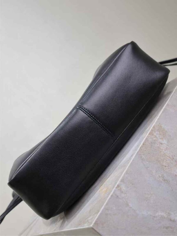 YSL jamie shopping bag in lambskin