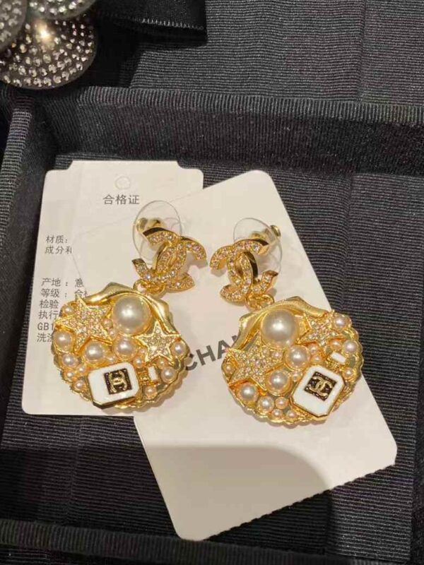 CHANEL Earrings