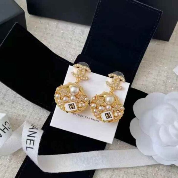 CHANEL Earrings