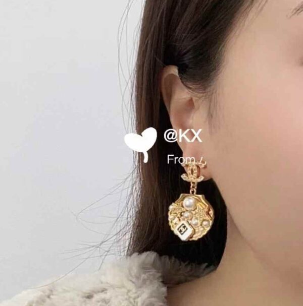 CHANEL Earrings