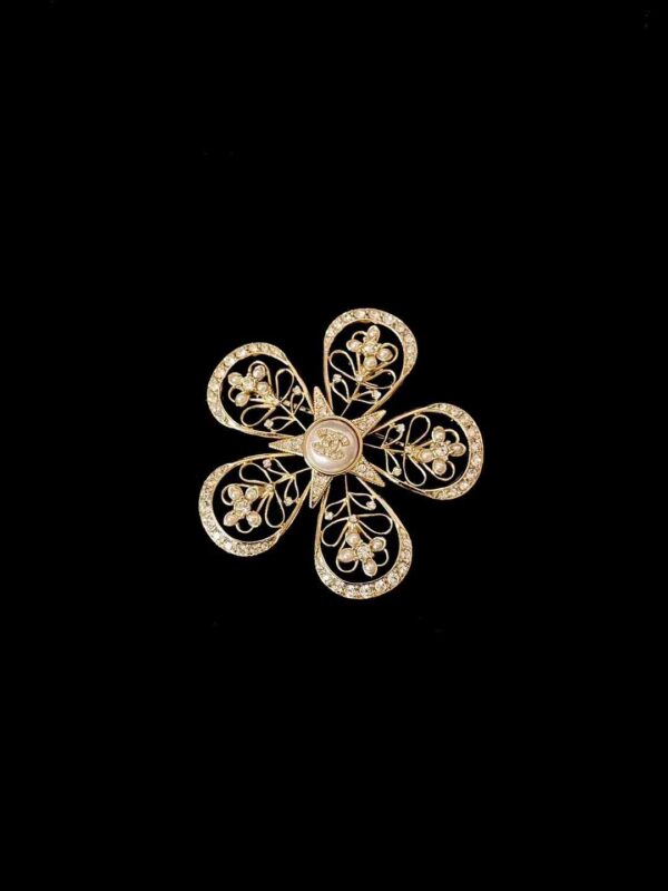 CHANEL Brooch