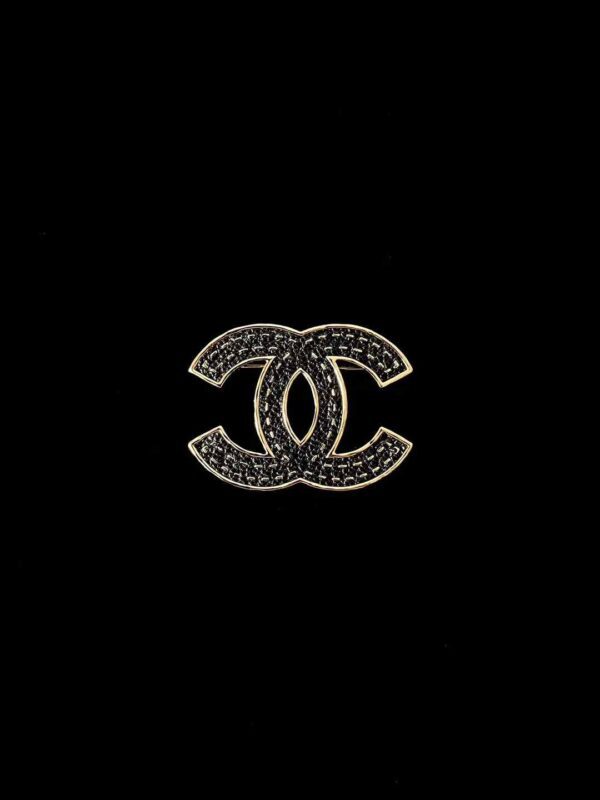 CHANEL Brooch
