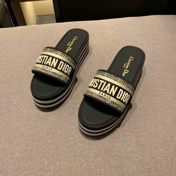 DIOR Platform sandals