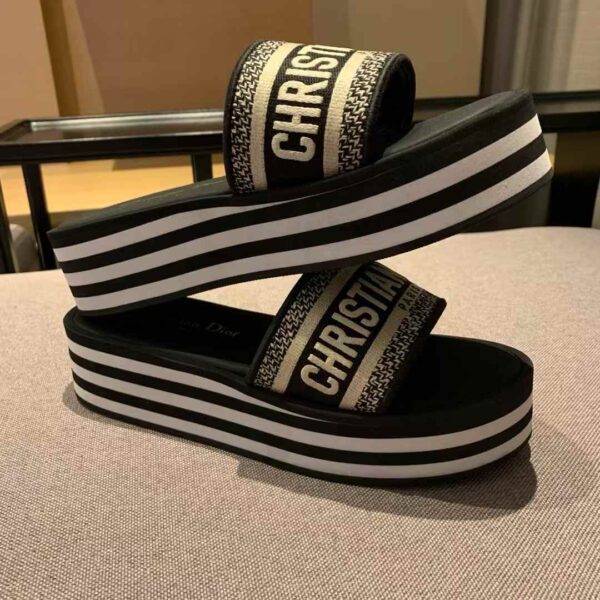 DIOR Platform sandals