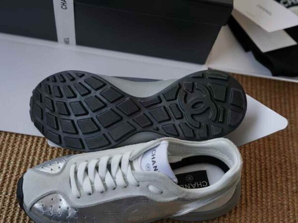 CHANEL Casual sneakers