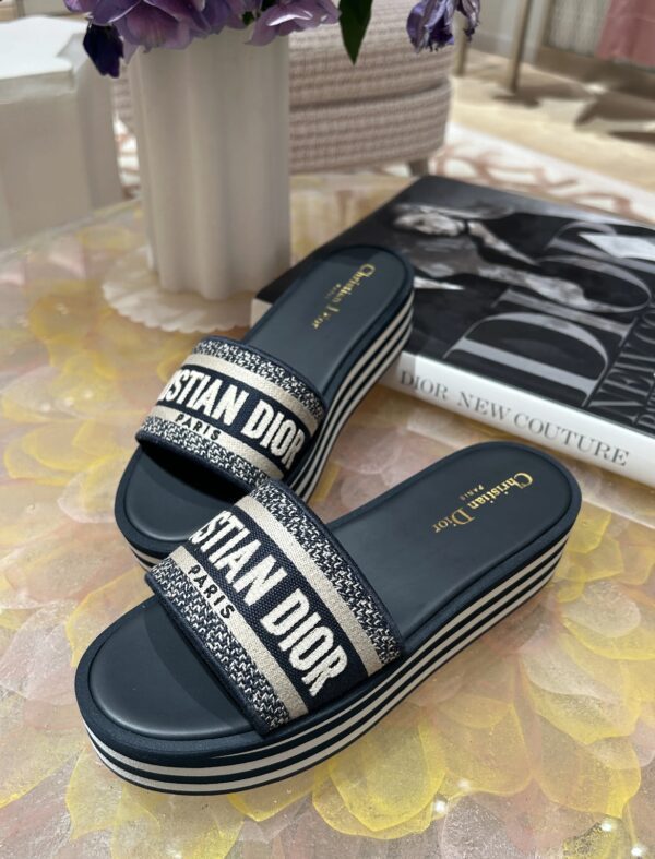DIOR Platform sandals