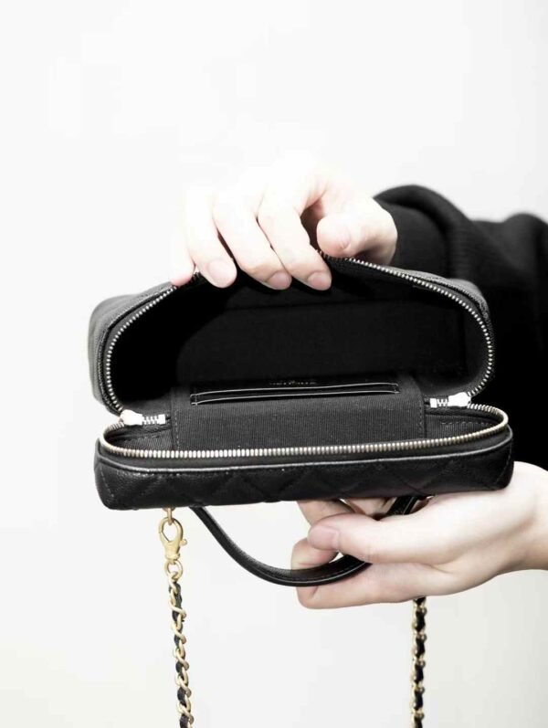 CHANEL Chain clutch