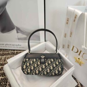 DIOR  KEY BAG