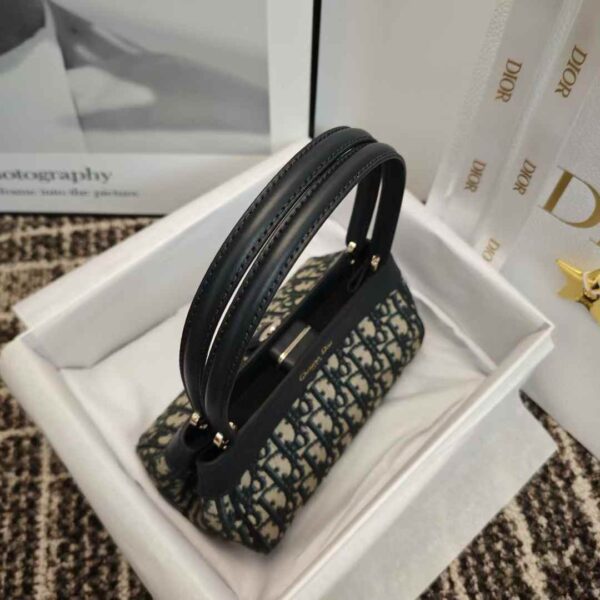 DIOR  KEY BAG