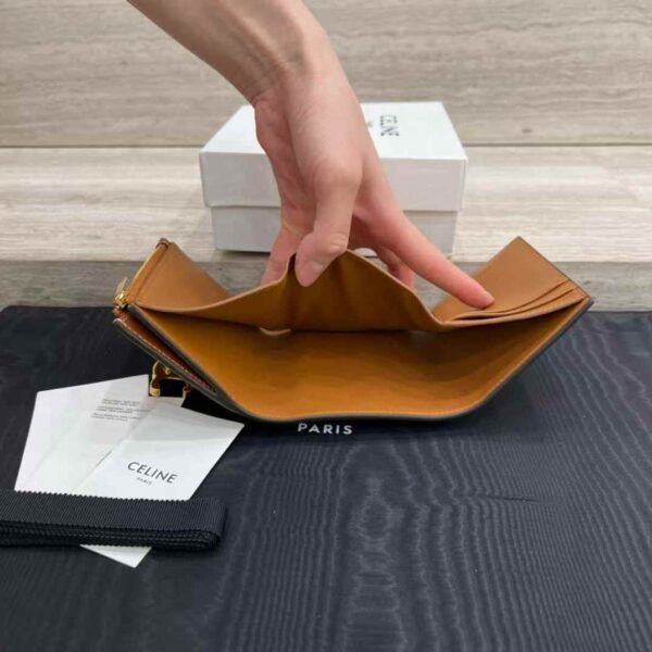 CELINE FINE WALLET CELINE VICTOIRE IN SUPPLE GRAINED CALFSKIN
