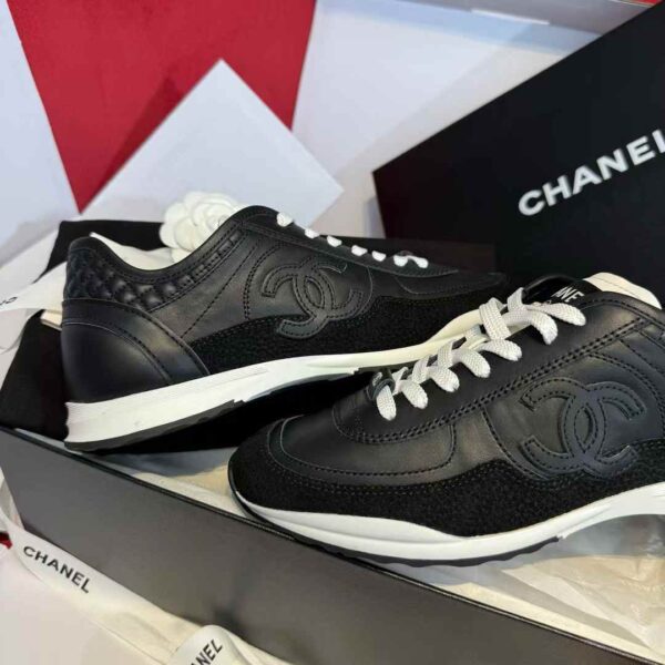 CHAENL Sneakers