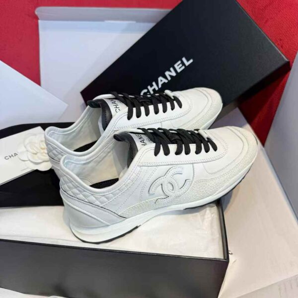 CHAENL Sneakers