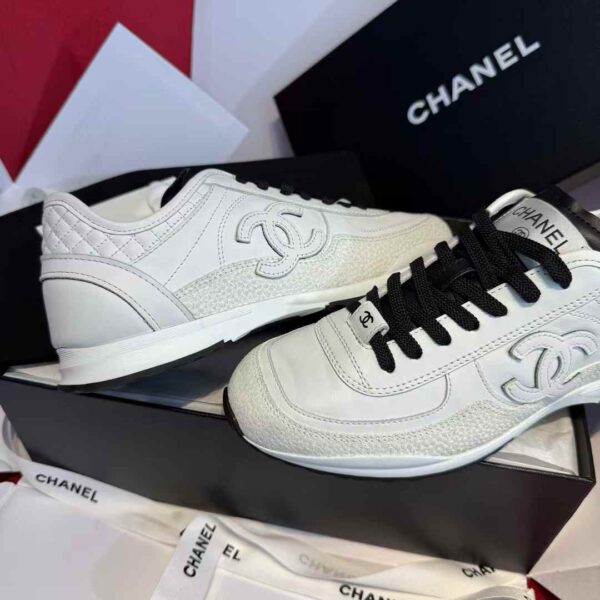 CHAENL Sneakers