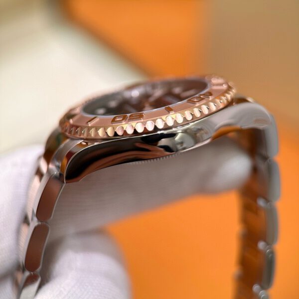 ROLEX Yacht-Master 37