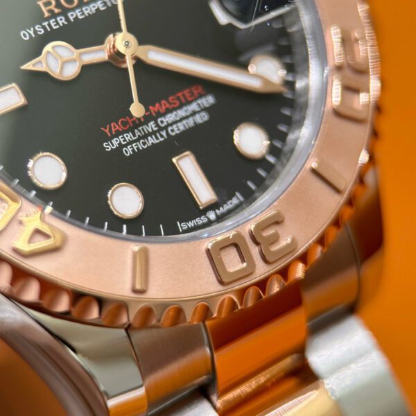 ROLEX Yacht-Master 37