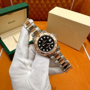 ROLEX Yacht-Master 37