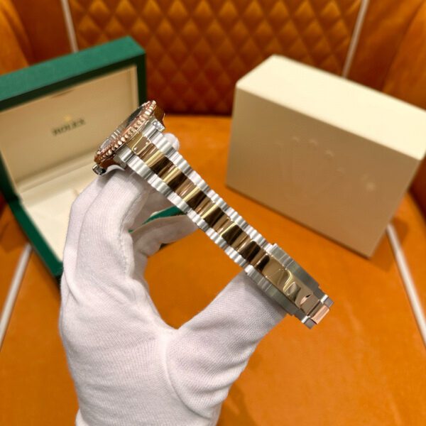 ROLEX Yacht-Master 37