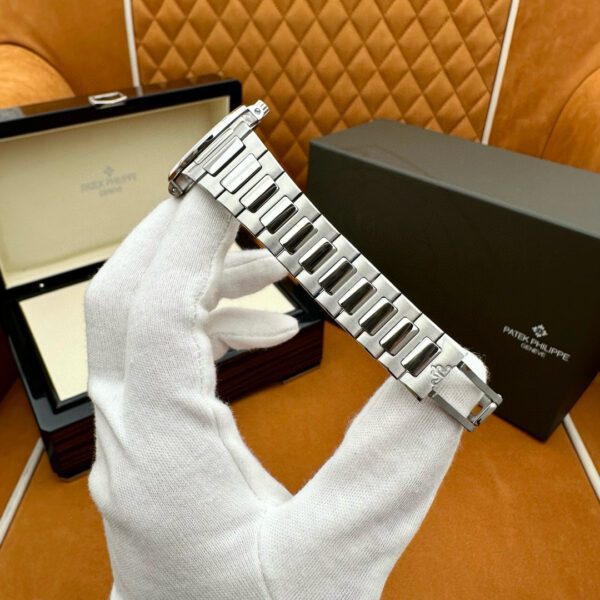 PATEK PHILIPPE 7010/1G011