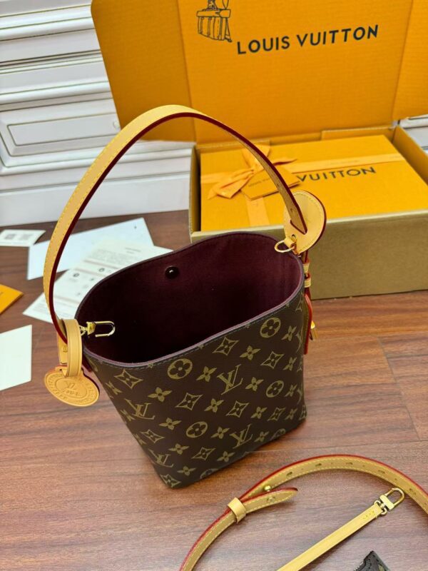LOUIS VUITTON All In BB Bag