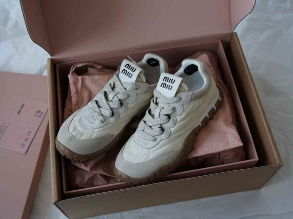 MIUMIU Sneakers