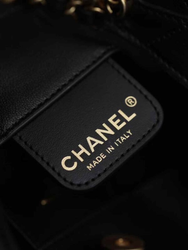 CHANEL  Hobo Bag