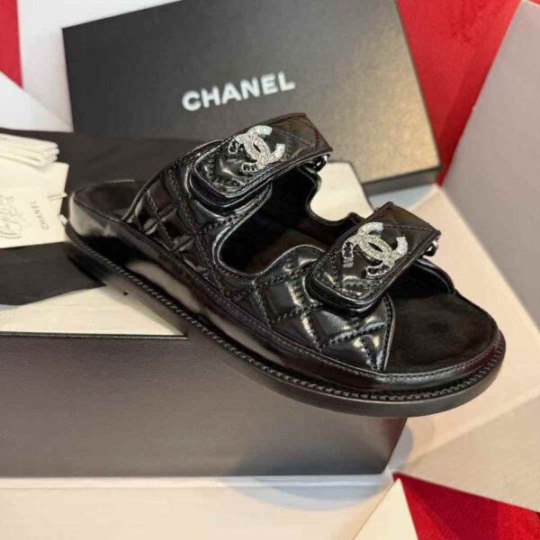 Chanel oil wax slippers