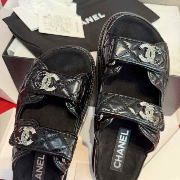 Chanel oil wax slippers