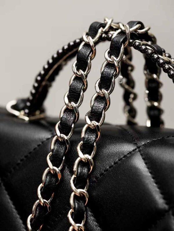 CHANEL MINI FLAP BAG