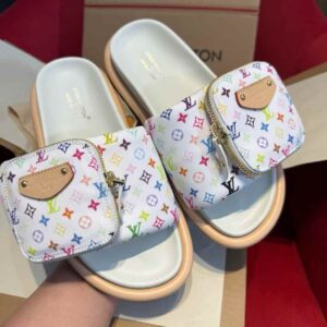 LOUIS VUITTON  Slippers
