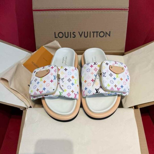 LOUIS VUITTON  Slippers