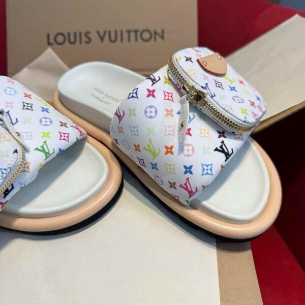 LOUIS VUITTON  Slippers
