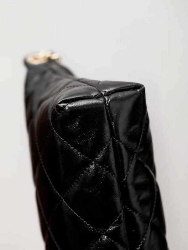 CHANEL HOBO HANDBAG