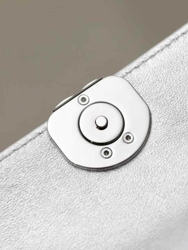 CHANEL MINI FLAP BAG
