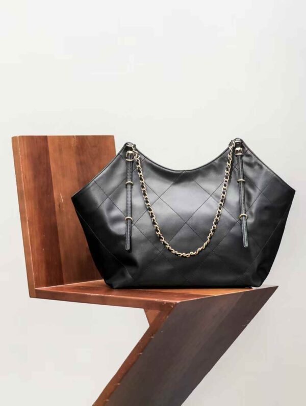 CHANEL Maxi Shopping Bag
