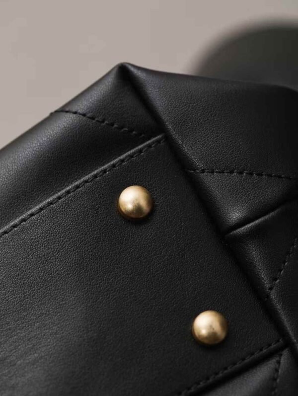 CHANEL Maxi Shopping Bag