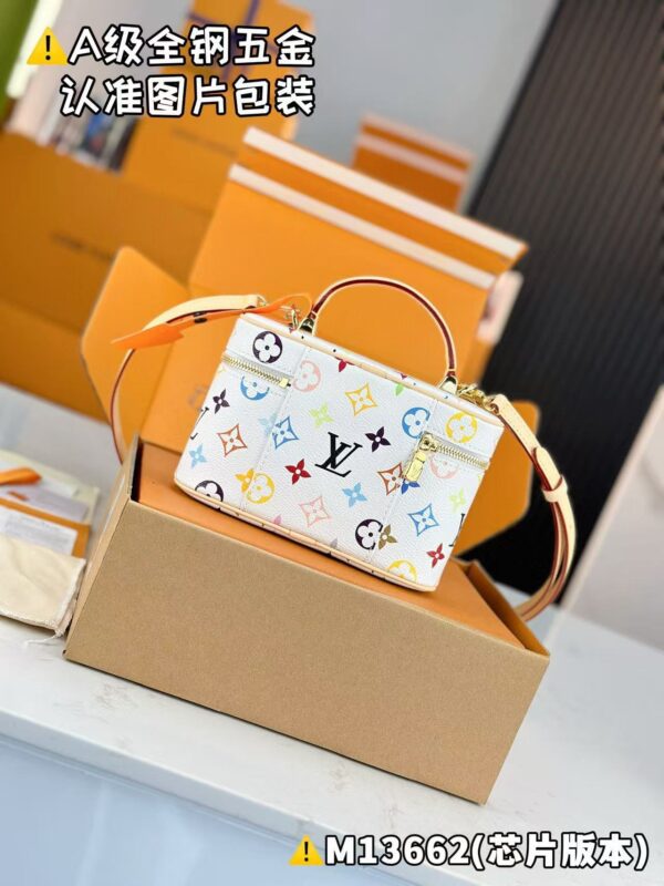 LV Vanity  Bag M13662