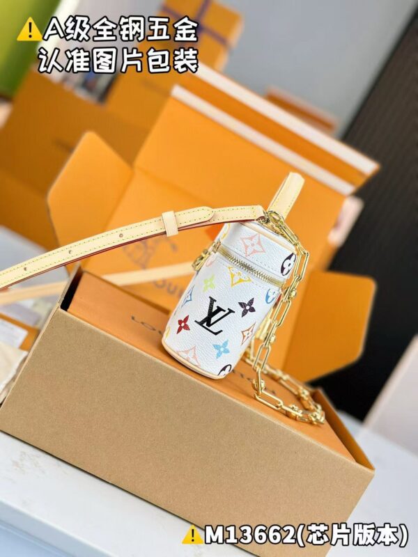 LV Vanity  Bag M13662