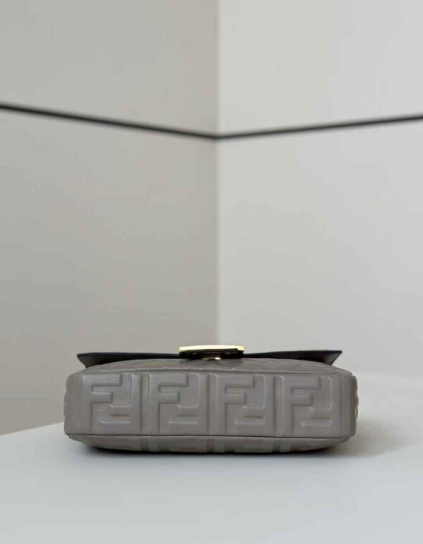 FENDI Baguette BAG