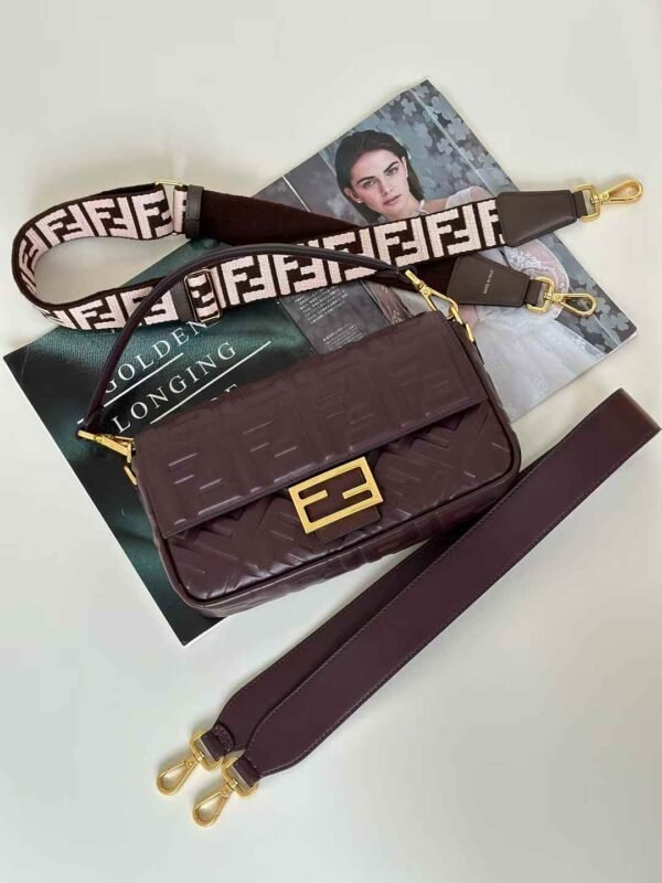 FENDI Baguette BAG