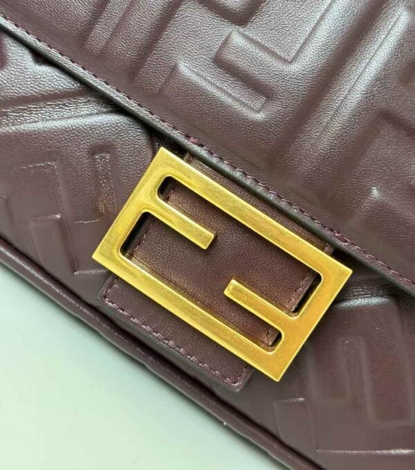 FENDI Baguette BAG