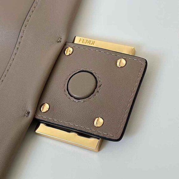 FENDI Mamma Baguette Large