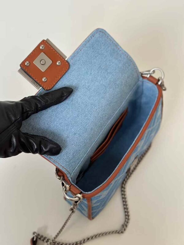FENDI Baguette MINI BAG