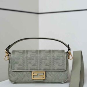 FENDI BAGUETTE BAG