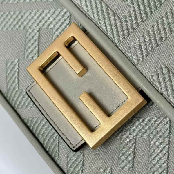 FENDI BAGUETTE BAG