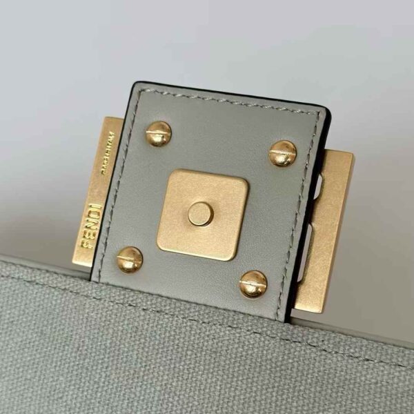 FENDI BAGUETTE BAG