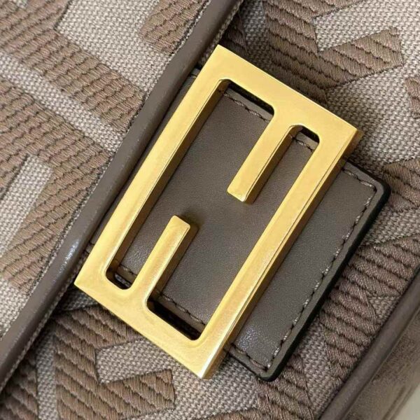 FENDI BAGUETTE BAG