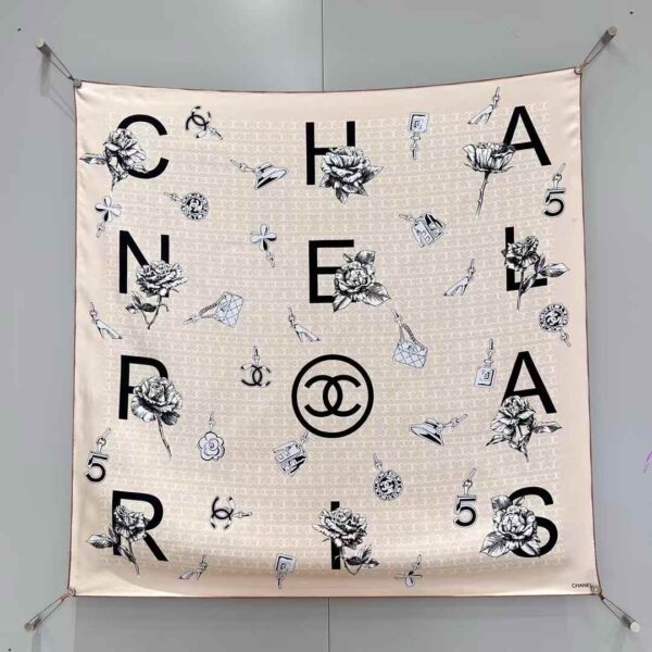 CHANEL Square scarf