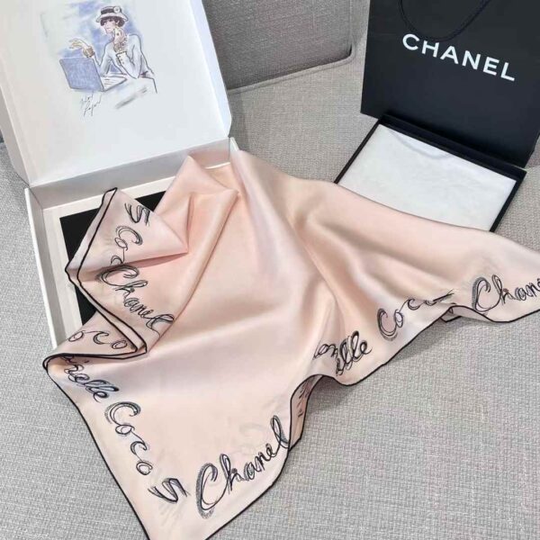 CHANEL Square scarf